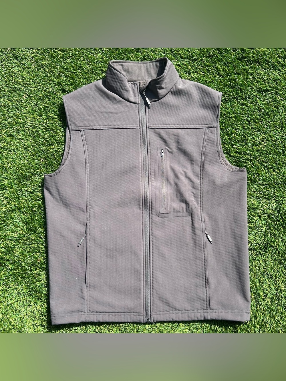 King Ranch Men’s M Gray Charcoal Field Tech Vest Full Zip Tiptop Water Repellent